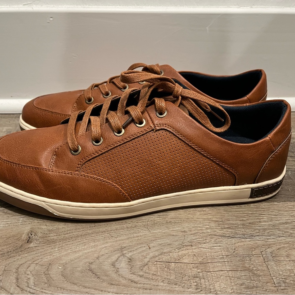 Jousen Men’s Fashion Casual Sneaker